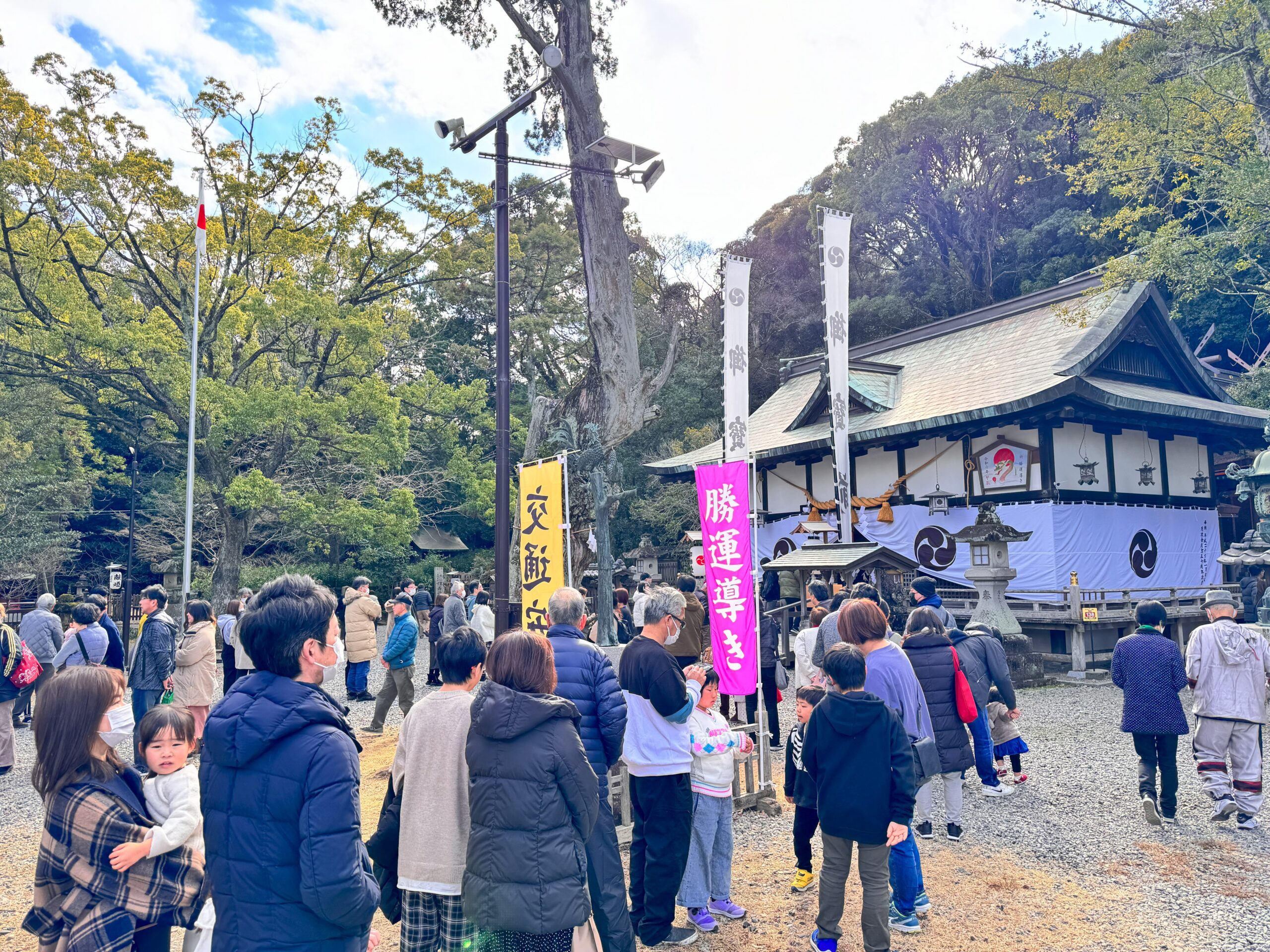 闘鶏神社　初詣の様子
